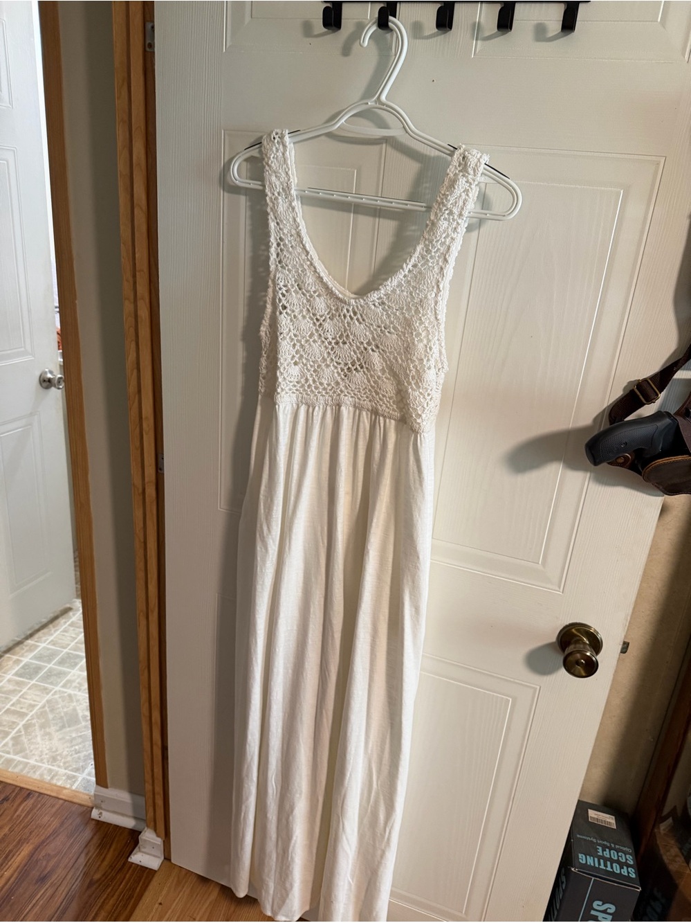 Arie Women’s White Crochet Bodice Maxi Dress